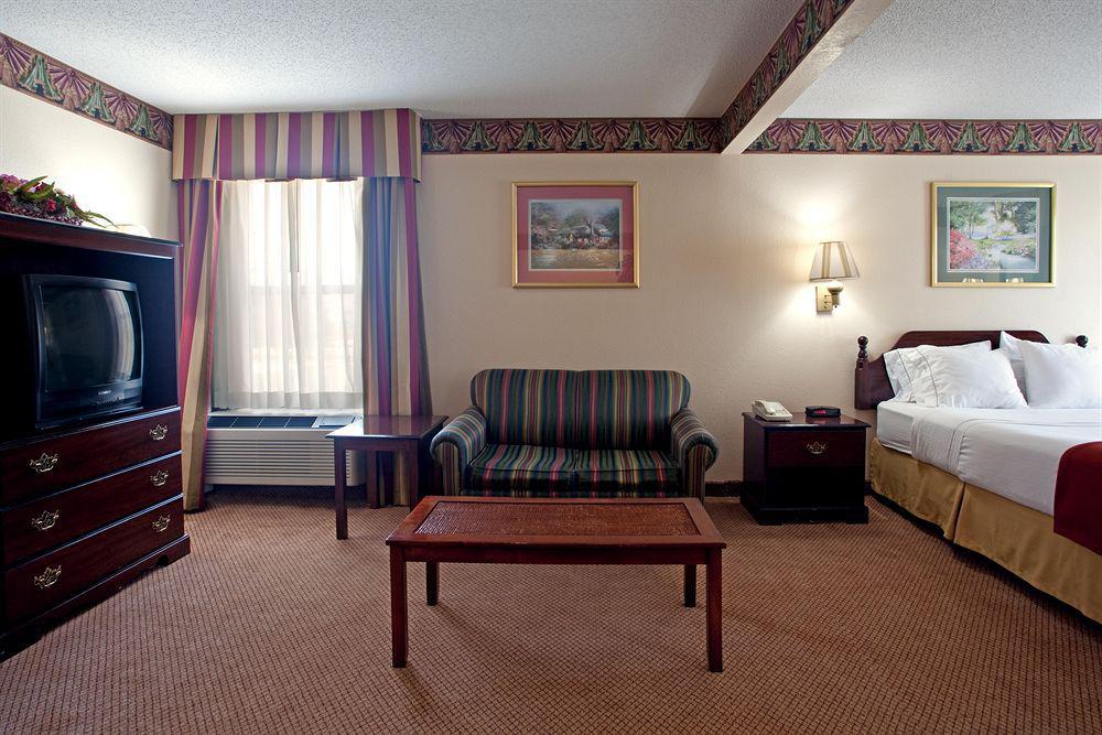 Quality Inn & Suites Clemmons I-40 Cameră foto